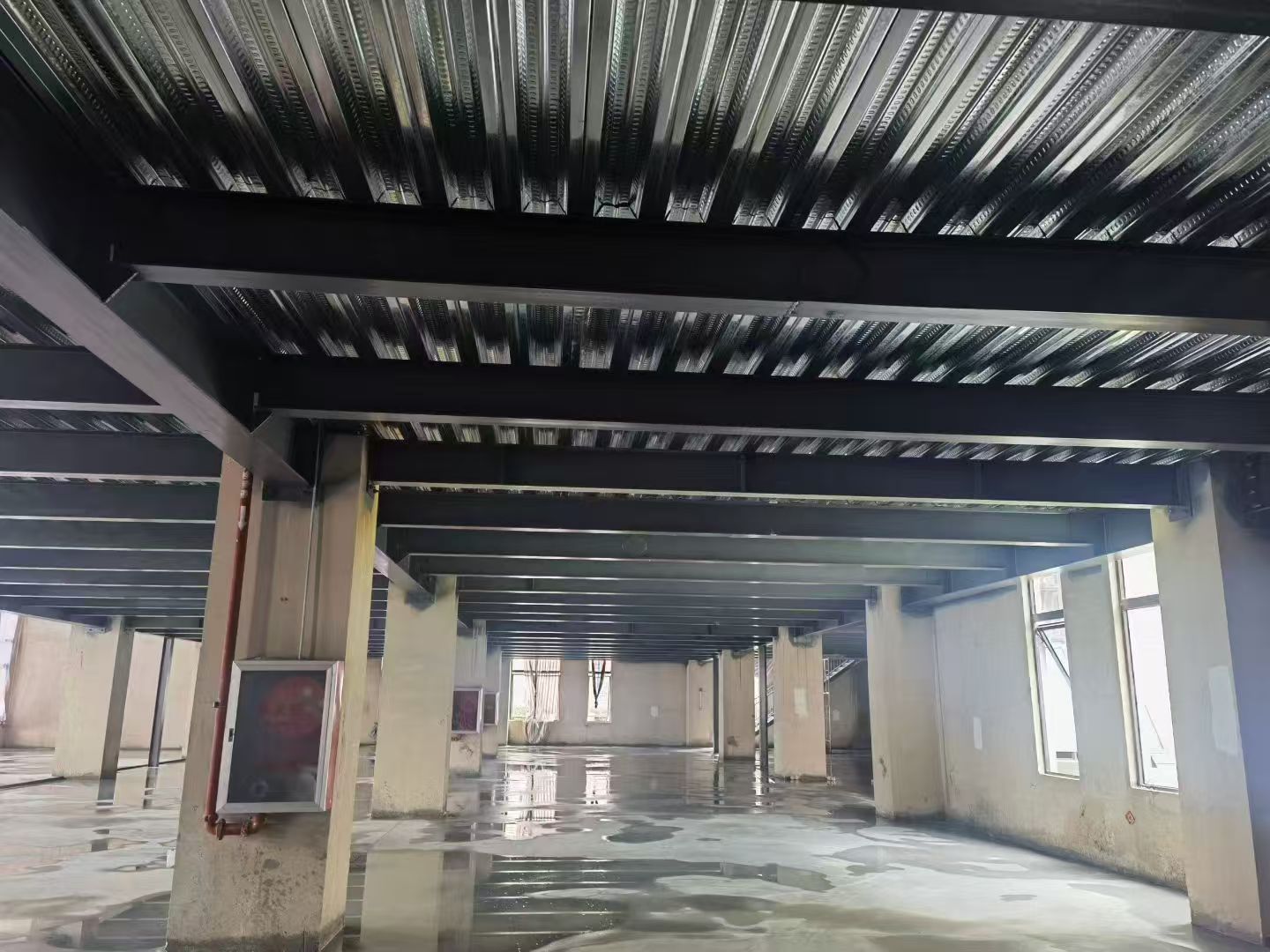 厂房钢结构平台搭建图片